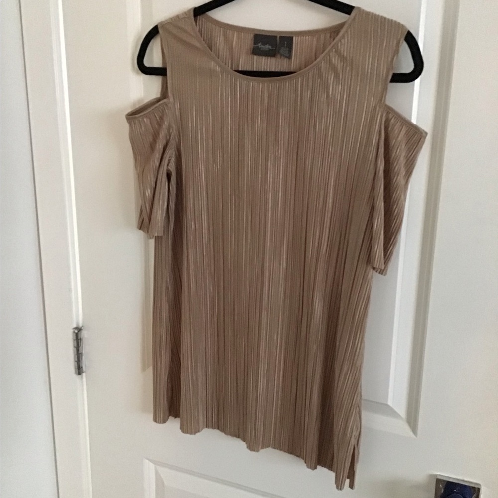 Traveler Chico’s Top